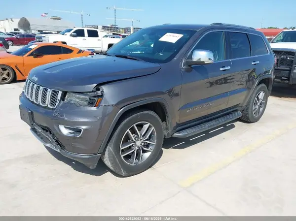 1C4RJEBG0HC813893 2017 JEEP GRAND CHEROKEE - Image 2