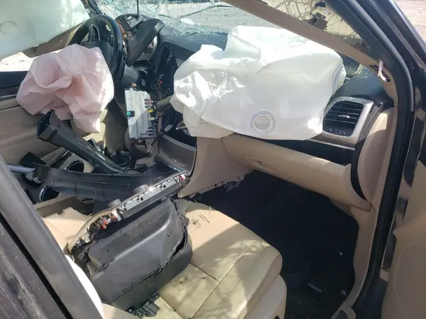 1C4RJEBG0HC838065 2017 JEEP GRAND CHEROKEE - Image 8