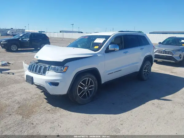 1C4RJEBG0JC111014 2018 JEEP GRAND CHEROKEE - Image 2