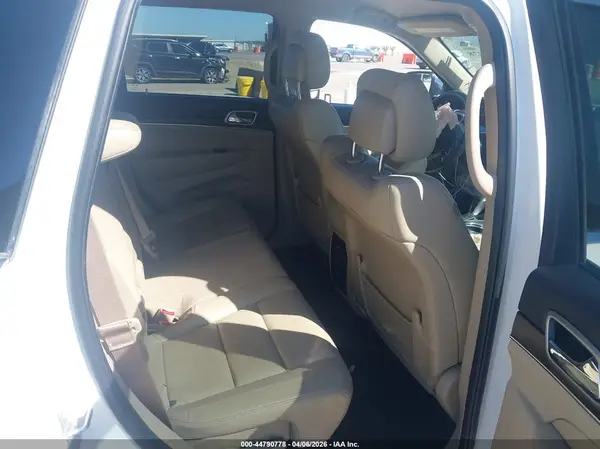 1C4RJEBG0JC111014 2018 JEEP GRAND CHEROKEE - Image 8