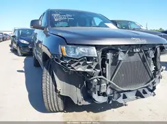 1C4RJEBG0JC141548 2018 JEEP GRAND CHEROKEE