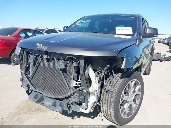 1C4RJEBG0JC141548 2018 JEEP GRAND CHEROKEE - Image 2