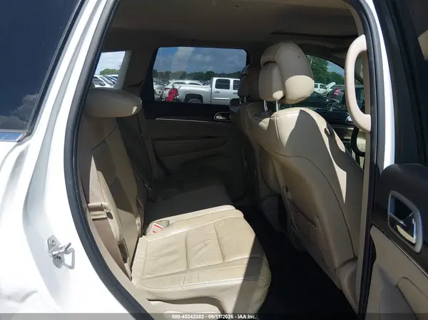 1C4RJEBG0KC689972 2019 JEEP GRAND CHEROKEE - Image 8