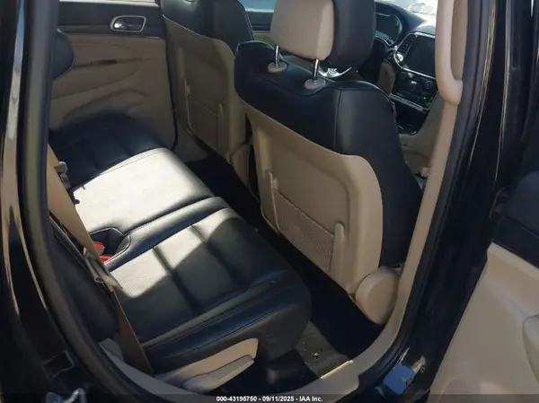 1C4RJEBG0KC802786 2019 JEEP GRAND CHEROKEE - Image 8