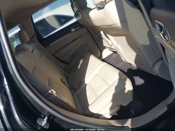 1C4RJEBG1GC418605 2016 JEEP GRAND CHEROKEE - Image 8
