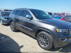 1C4RJEBG1HC622774 2017 JEEP GRAND CHEROKEE