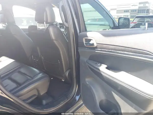 1C4RJEBG1HC634083 2017 JEEP GRAND CHEROKEE - Image 8