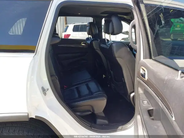 1C4RJEBG1HC838236 2017 JEEP GRAND CHEROKEE - Image 8
