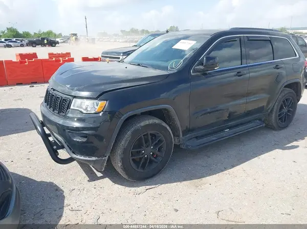 1C4RJEBG1HC893169 2017 JEEP GRAND CHEROKEE - Image 2