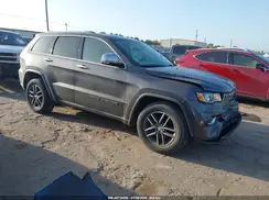 1C4RJEBG1JC380705 2018 JEEP GRAND CHEROKEE