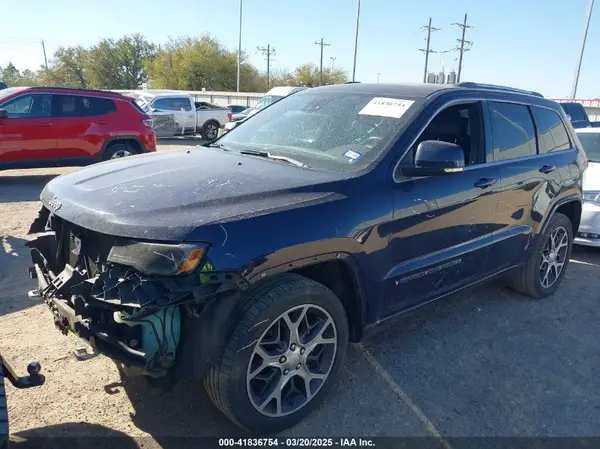 1C4RJEBG1JC380767 2018 JEEP GRAND CHEROKEE - Image 2