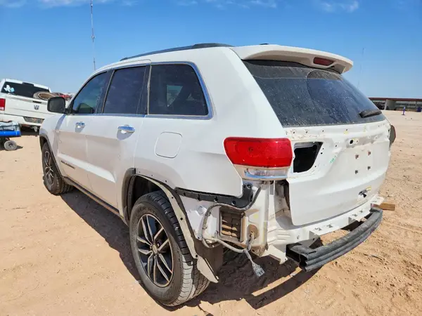 1C4RJEBG1JC430776 2018 JEEP GRAND CHEROKEE - Image 2