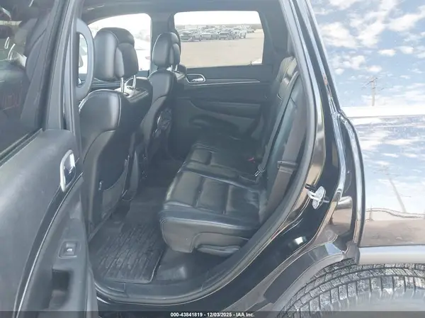 1C4RJEBG1KC657211 2019 JEEP GRAND CHEROKEE - Image 8