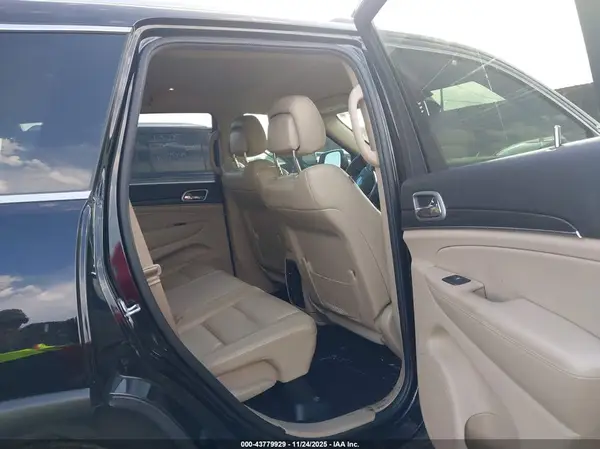 1C4RJEBG1KC752562 2019 JEEP GRAND CHEROKEE - Image 8