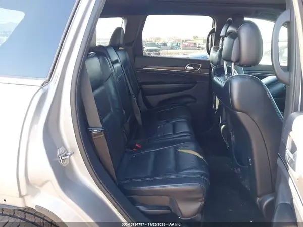 1C4RJEBG2HC636179 2017 JEEP GRAND CHEROKEE - Image 8