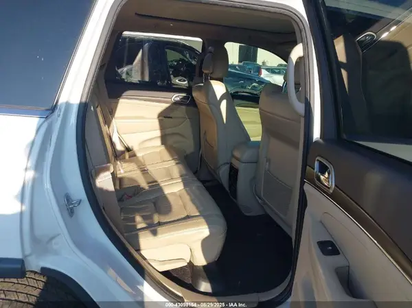 1C4RJEBG2HC636263 2017 JEEP GRAND CHEROKEE - Image 8