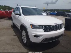 1C4RJEBG2HC708627 2017 JEEP GRAND CHEROKEE