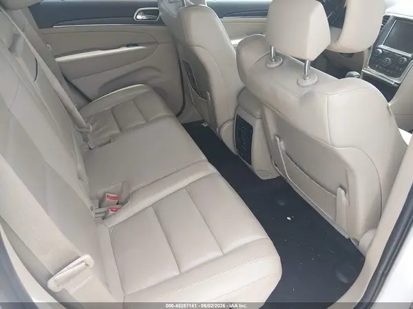 1C4RJEBG2HC708627 2017 JEEP GRAND CHEROKEE - Image 8