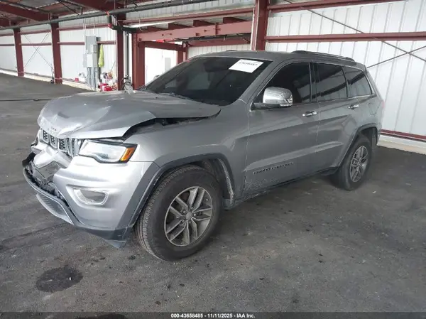 1C4RJEBG2HC736234 2017 JEEP GRAND CHEROKEE - Image 2