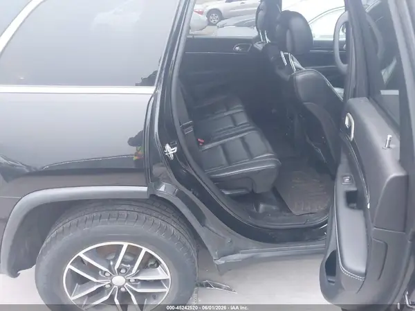 1C4RJEBG2HC923313 2017 JEEP GRAND CHEROKEE - Image 8