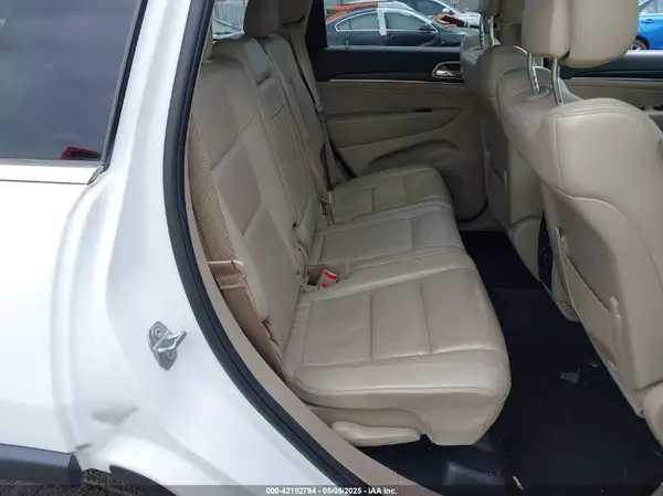1C4RJEBG2HC949815 2017 JEEP GRAND CHEROKEE - Image 8