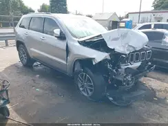 1C4RJEBG2JC130633 2018 JEEP GRAND CHEROKEE