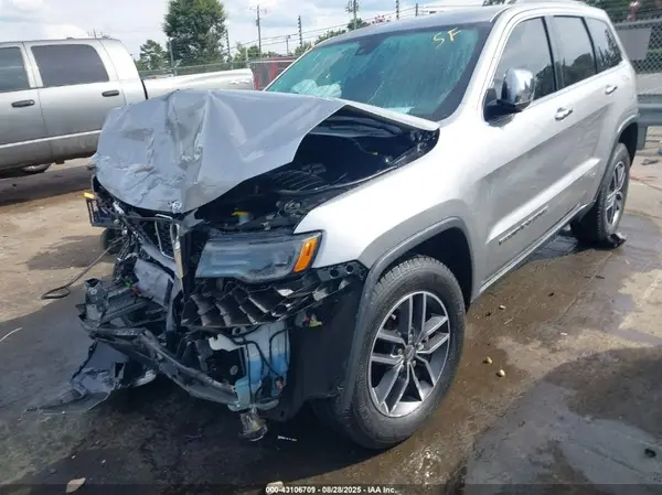 1C4RJEBG2JC130633 2018 JEEP GRAND CHEROKEE - Image 2