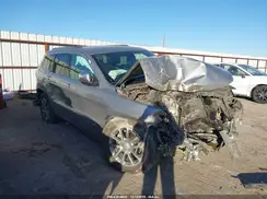 1C4RJEBG3GC472696 2016 JEEP GRAND CHEROKEE