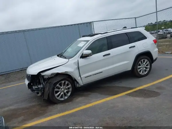 1C4RJEBG3HC678912 2017 JEEP GRAND CHEROKEE - Image 2