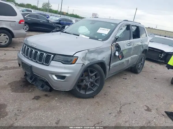 1C4RJEBG3HC920520 2017 JEEP GRAND CHEROKEE - Image 2