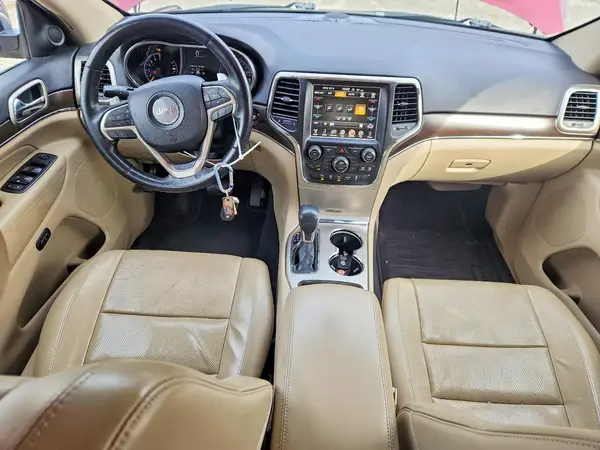 1C4RJEBG3HC933882 2017 JEEP GRAND CHEROKEE - Image 8