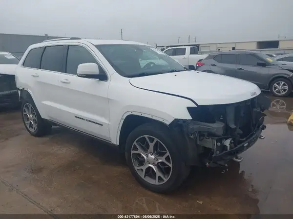 1C4RJEBG3JC124789 2018 JEEP GRAND CHEROKEE - Image 1
