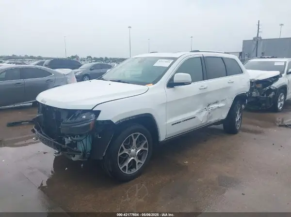 1C4RJEBG3JC124789 2018 JEEP GRAND CHEROKEE - Image 2