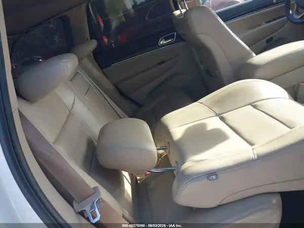 1C4RJEBG3JC140877 2018 JEEP GRAND CHEROKEE - Image 8