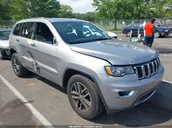 1C4RJEBG3JC238758 2018 JEEP GRAND CHEROKEE