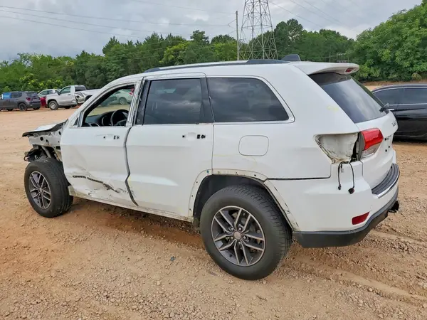 1C4RJEBG3JC269024 2018 JEEP GRAND CHEROKEE - Image 2