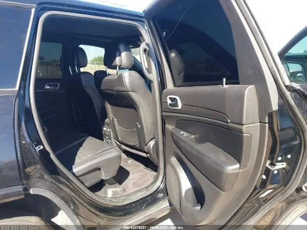 1C4RJEBG3JC281464 2018 JEEP GRAND CHEROKEE - Image 8