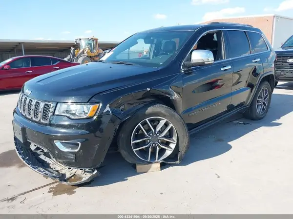 1C4RJEBG3LC428076 2020 JEEP GRAND CHEROKEE - Image 2