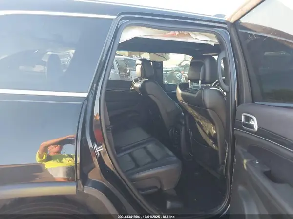 1C4RJEBG3LC428076 2020 JEEP GRAND CHEROKEE - Image 8