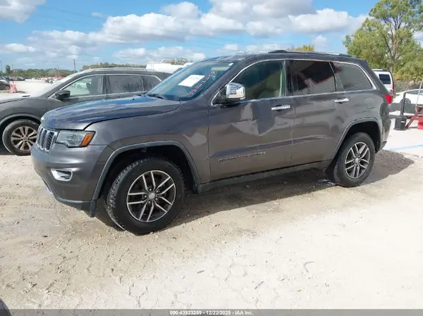 1C4RJEBG4HC708094 2017 JEEP GRAND CHEROKEE - Image 2