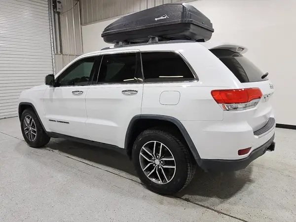 1C4RJEBG4HC708497 2017 JEEP GRAND CHEROKEE - Image 2