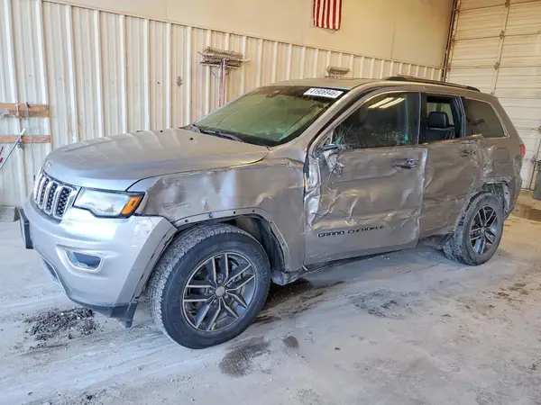 1C4RJEBG4HC736235 2017 JEEP GRAND CHEROKEE - Image 1
