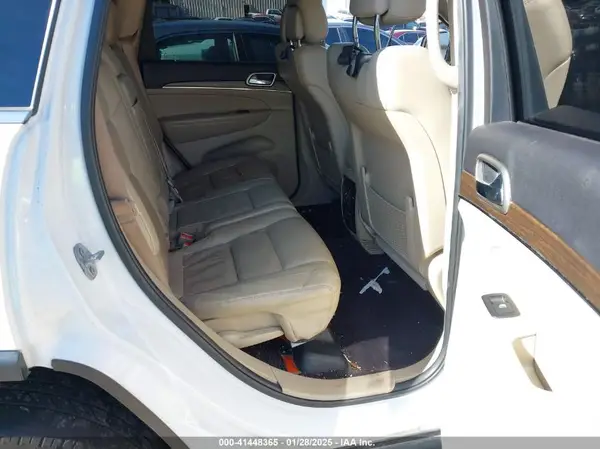 1C4RJEBG4HC745582 2017 JEEP GRAND CHEROKEE - Image 8