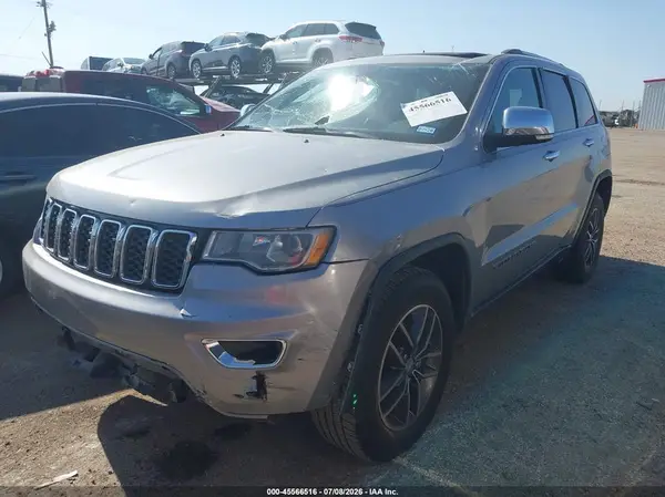 1C4RJEBG4HC960086 2017 JEEP GRAND CHEROKEE - Image 2
