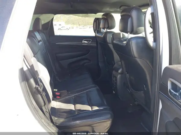 1C4RJEBG4JC157865 2018 JEEP GRAND CHEROKEE - Image 8