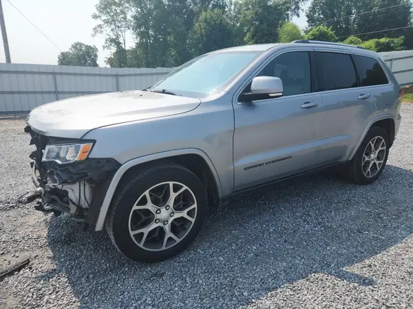 1C4RJEBG4JC281330 2018 JEEP GRAND CHEROKEE - Image 1