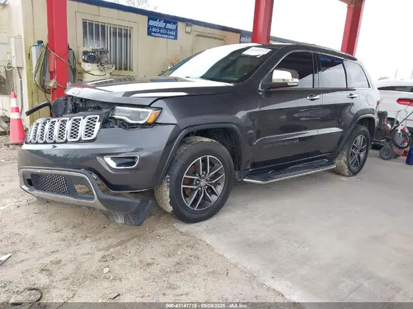1C4RJEBG4JC514767 2018 JEEP GRAND CHEROKEE - Image 2