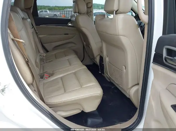 1C4RJEBG4KC788889 2019 JEEP GRAND CHEROKEE - Image 8