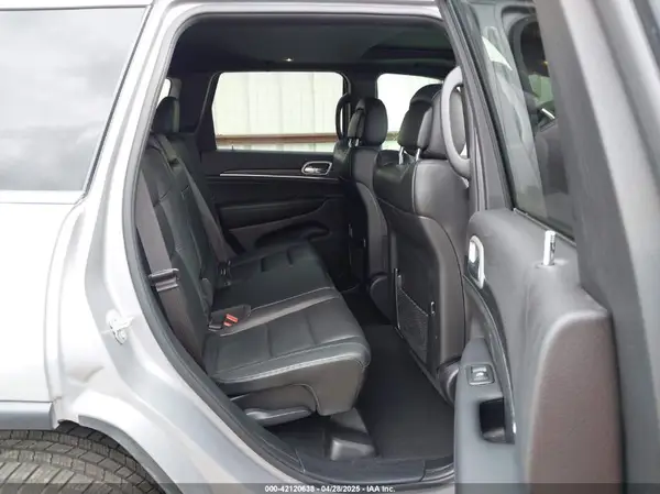 1C4RJEBG4LC372293 2020 JEEP GRAND CHEROKEE - Image 8