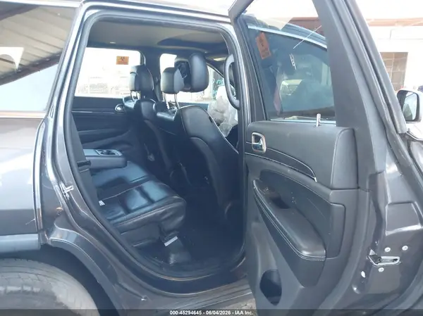 1C4RJEBG5HC617111 2017 JEEP GRAND CHEROKEE - Image 8